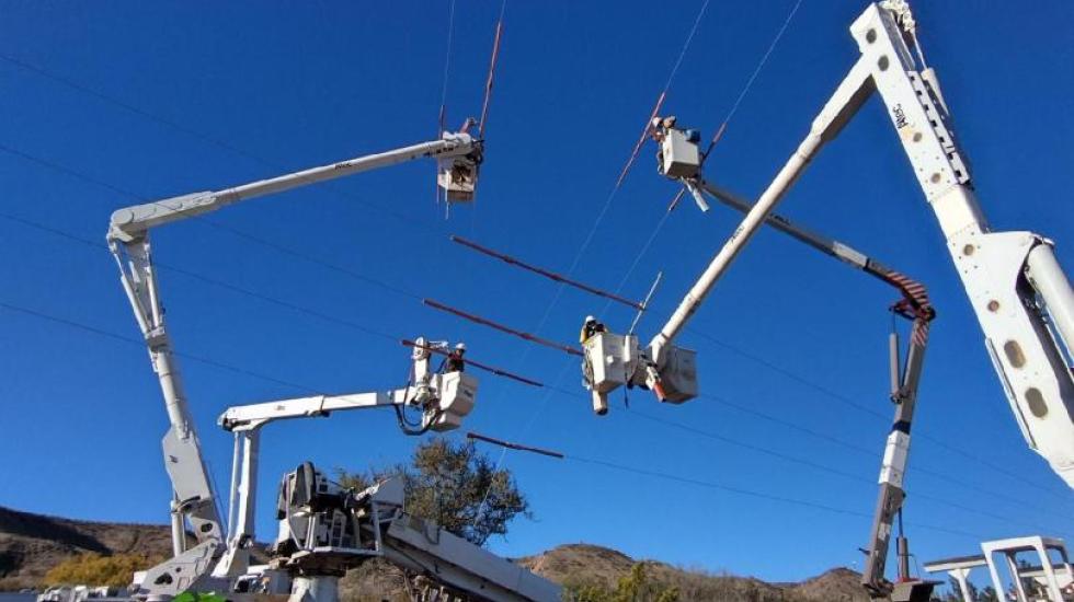 Lineman Work